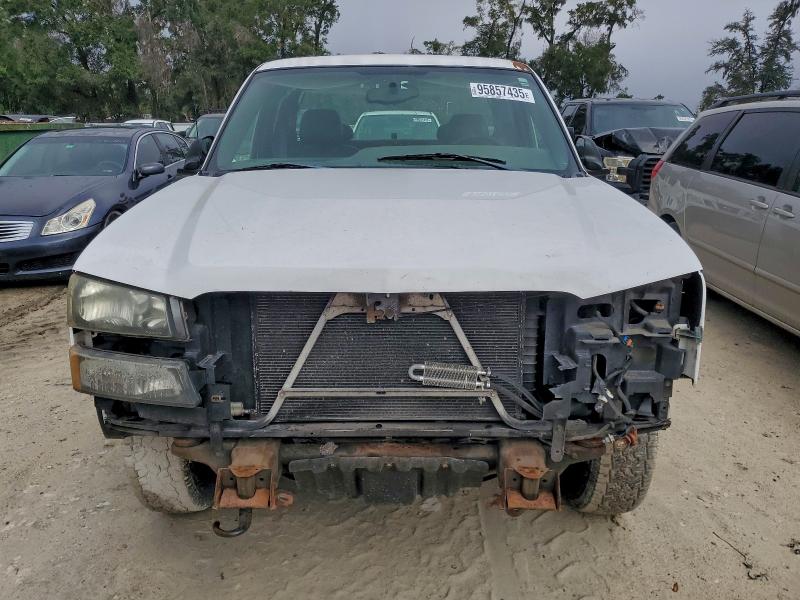 Photo 5 from auction – 2004 CHEVROLET SILVERADO with VIN 2GCEK19V041112604