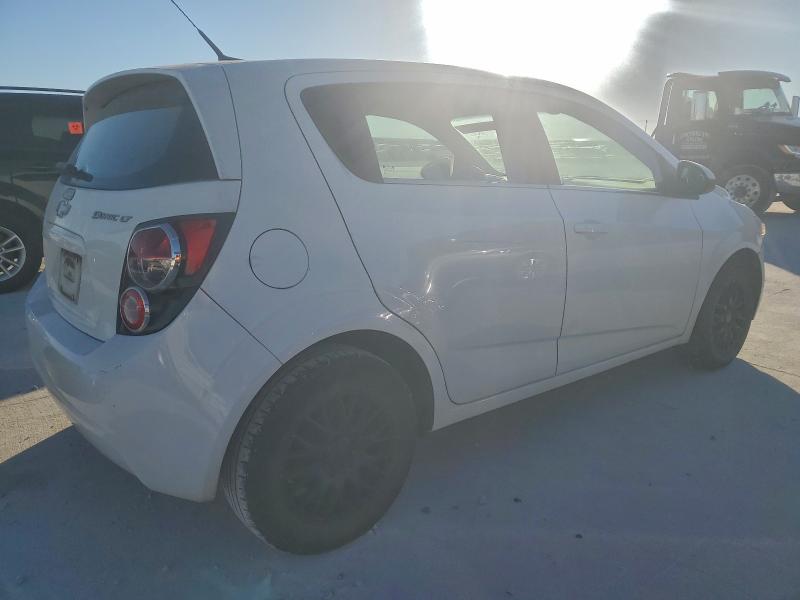 Photo 3 from auction – 2014 CHEVROLET SONIC LT with VIN 1G1JC6SH8E4102091