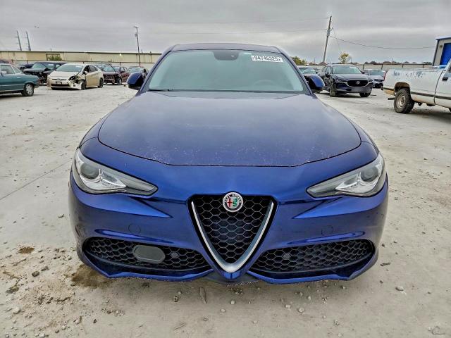 Photo 5 from auction – 2018 ALFA ROMEO GIULIA TI with VIN ZARFAECN9J7581346