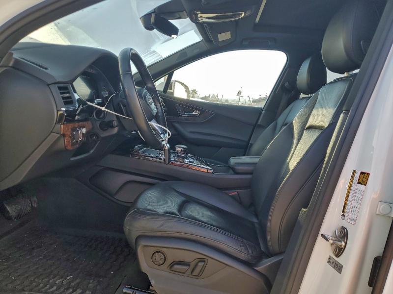 Photo 7 from auction – 2017 AUDI Q7 with VIN WA1VAAF79HD025717