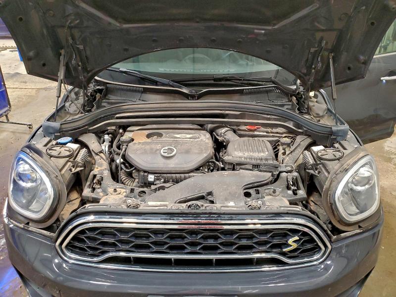 Photo 11 from auction – 2019 MINI COOPER S E with VIN WMZYU7C57K3E57285