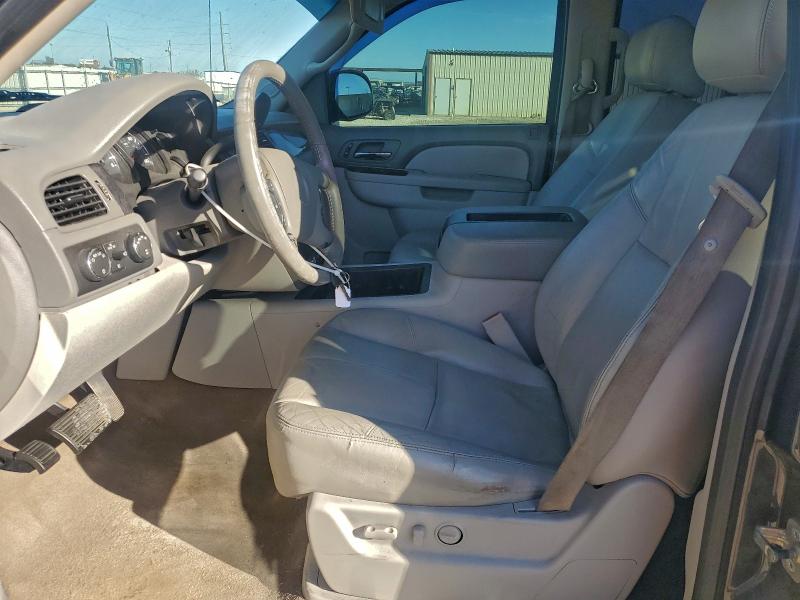 Photo 7 from auction – 2011 CHEVROLET AVALANCHE with VIN 3GNTKFE39BG224600