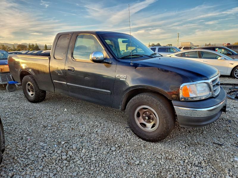 Photo 4 from auction – 2002 FORD F150 with VIN 1FTRX17W82NB69465