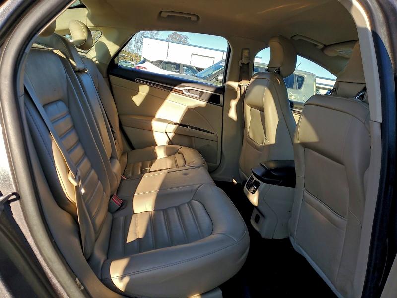 Photo 10 from auction – 2014 FORD FUSION SE with VIN 3FA6P0HD1ER167347