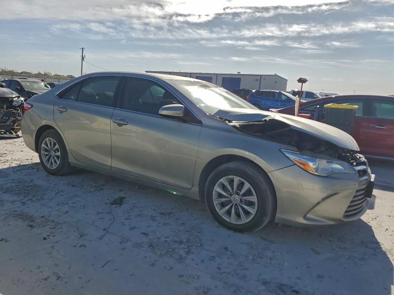Photo 4 from auction – 2016 TOYOTA CAMRY LE with VIN 4T4BF1FK5GR569579