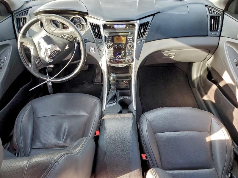 Photo 8 from auction – 2013 HYUNDAI SONATA SE with VIN 5NPEC4AB8DH534294