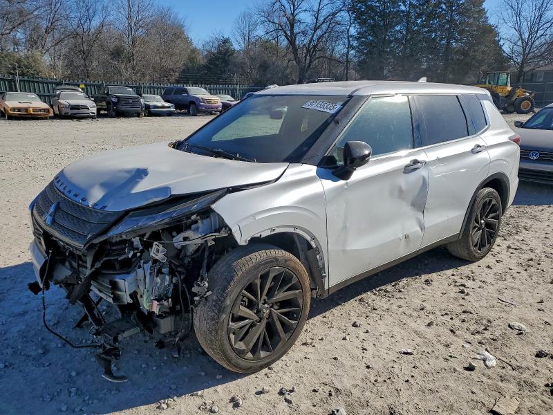 Photo 1 from auction – 2024 MITSUBISHI OUTLANDER with VIN JA4J4VA82RZ067700