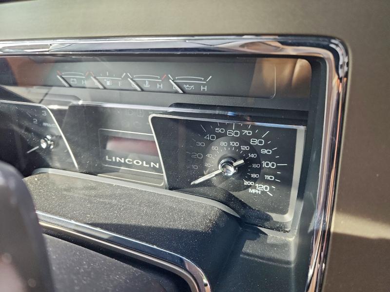 Photo 9 from auction – 2012 LINCOLN NAVIGATOR with VIN 5LMJJ3J56CEL09176