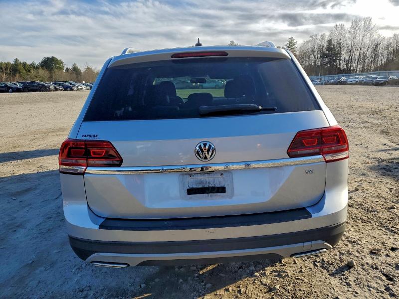 Photo 6 from auction – 2018 VOLKSWAGEN ATLAS with VIN 1V2BR2CA9JC500817