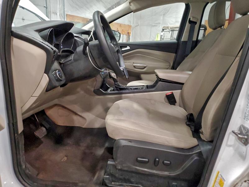 Photo 7 from auction – 2019 FORD ESCAPE SE with VIN 1FMCU9GD3KUB32210