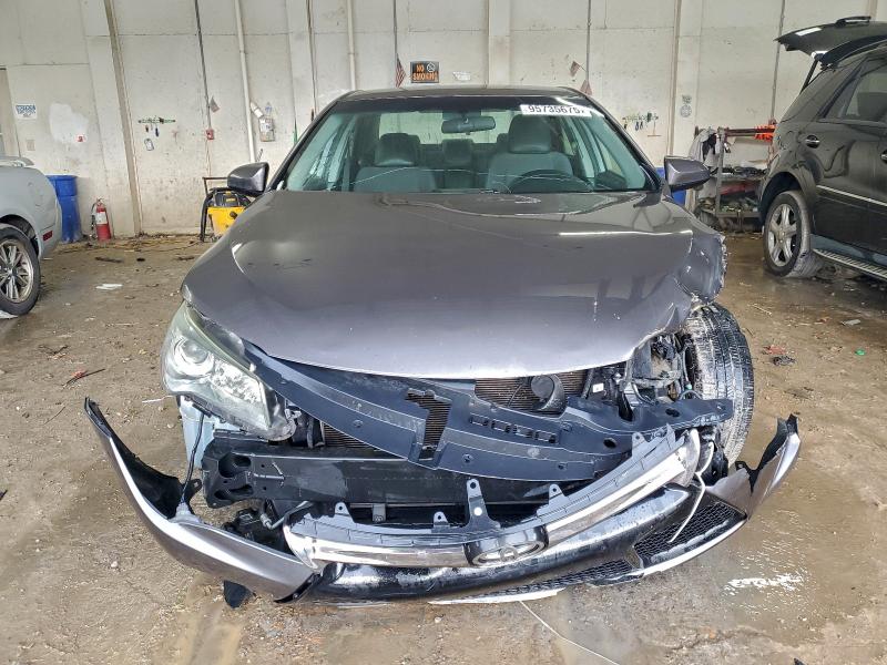 Photo 5 from auction – 2017 TOYOTA CAMRY LE with VIN 4T1BF1FK4HU636684