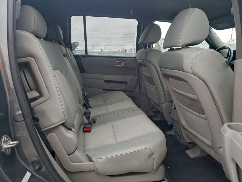 Photo 11 from auction – 2011 HONDA PILOT LX with VIN 5FNYF4H21BB501868