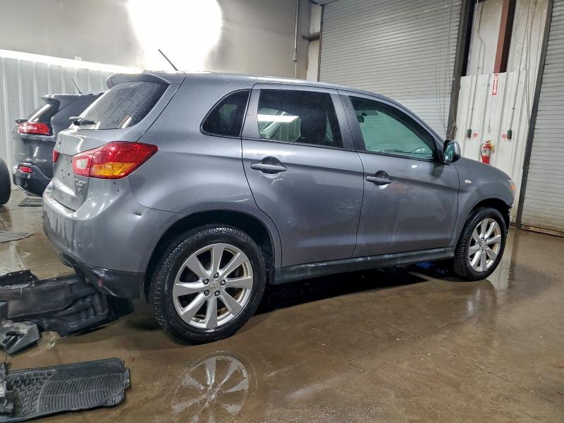 صورة رقم 3 من المزاد - 2015 MITSUBISHI OUTLANDER مع VIN 4A4AP3AW3FE026505