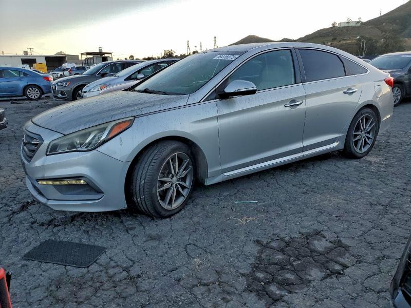 HYUNDAI SONATA SPO 2015 with VIN 5NPE34AB2FH152605 - Photo from auction