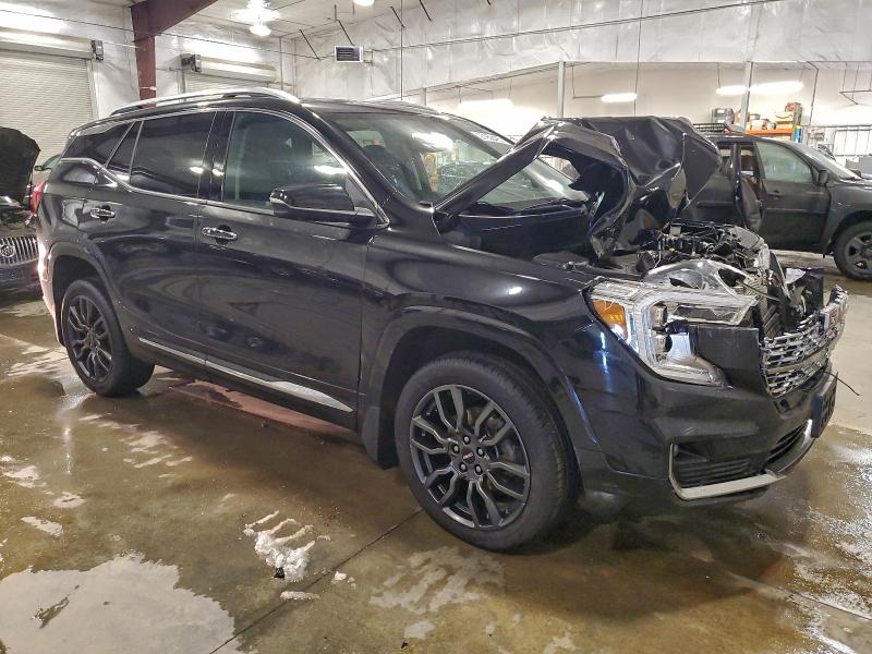 Photo 4 from auction – 2024 GMC TERRAIN with VIN 3GKALXEG7RL161556