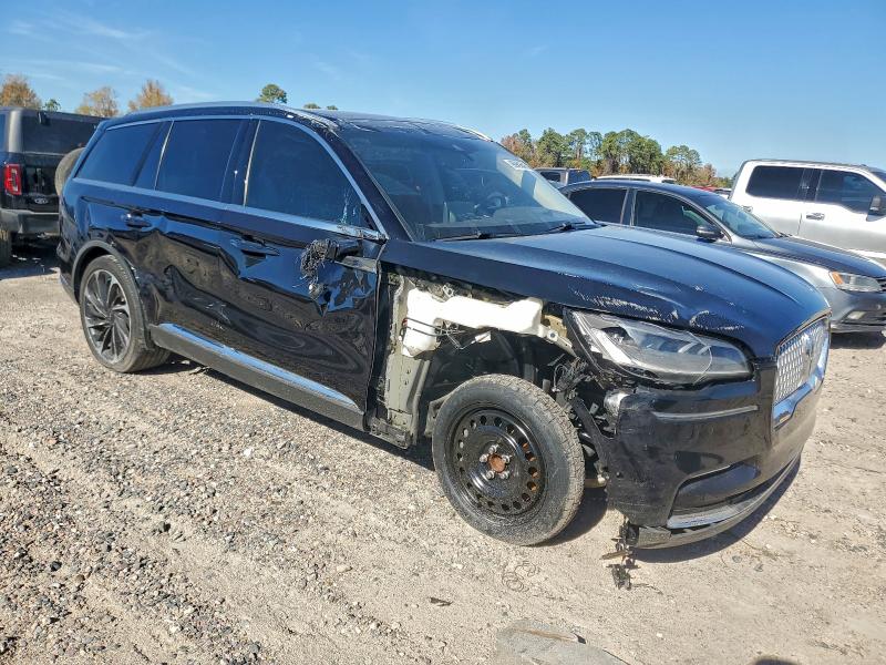 Photo 4 from auction – 2023 LINCOLN AVIATOR with VIN 5LM5J7WC7PGL14798
