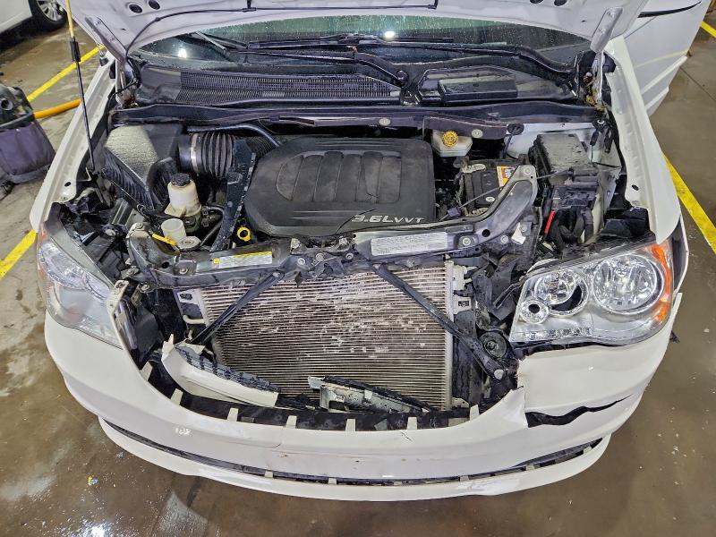 Photo 12 from auction – 2012 DODGE GRAND CARA with VIN 2C4RDGEG6CR380384