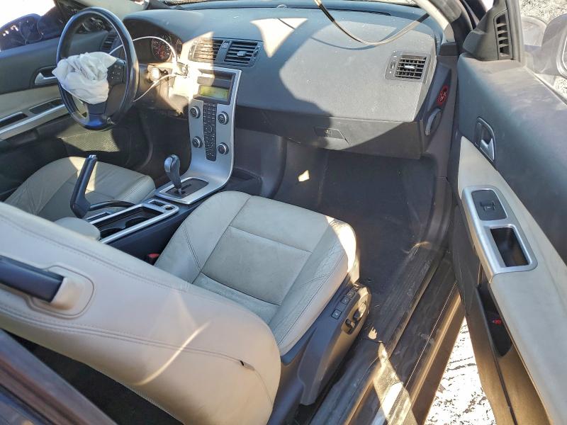 Foto 8 de la subasta – 2011 VOLVO C30 T5 con VIN YV1672MK0B2209186