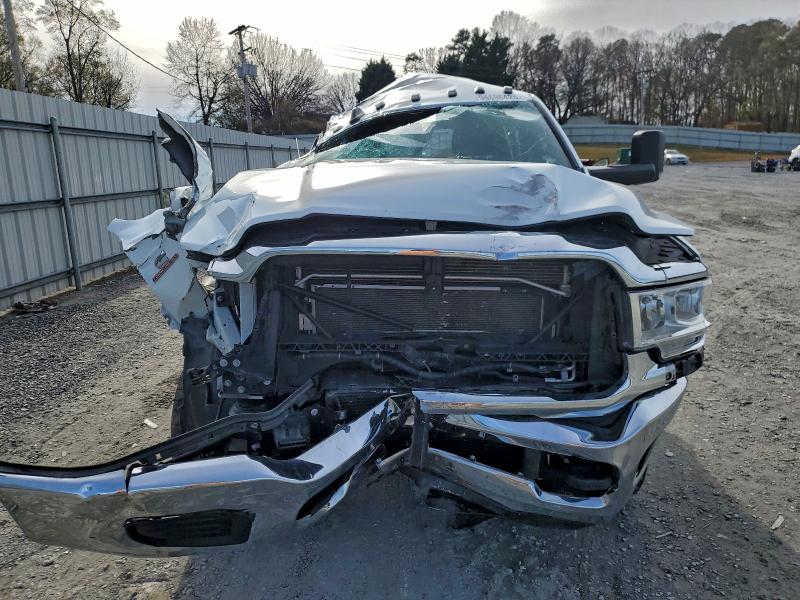 Photo 5 from auction – 2022 RAM 2500 with VIN 3C6UR5CL6NG411763