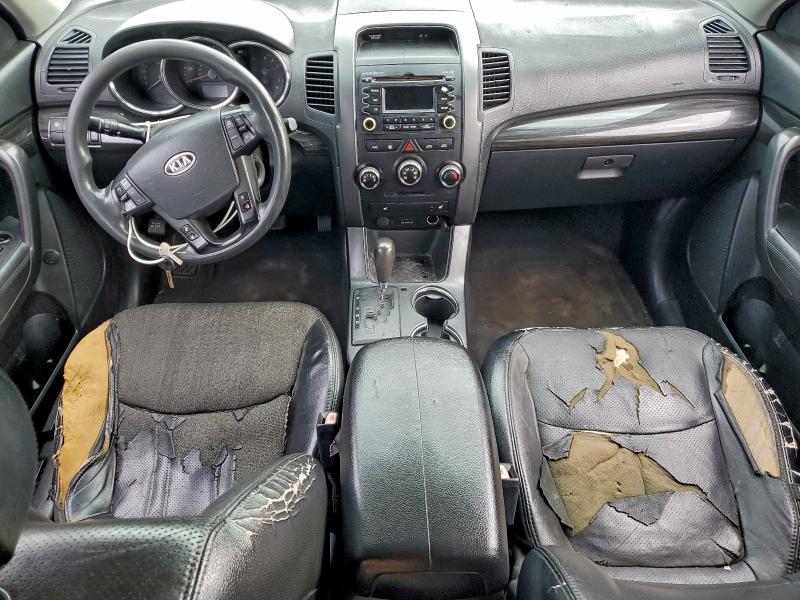 Photo 8 from auction – 2012 KIA SORENTO BA with VIN 5XYKT4A65CG198812