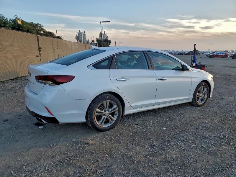 Photo 3 from auction – 2019 HYUNDAI SONATA LIM with VIN 5NPE34AF4KH747274