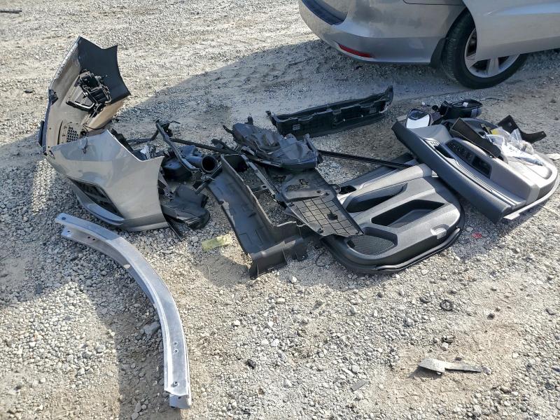 Photo 13 from auction – 2018 HONDA ODYSSEY EX with VIN 5FNRL6H77JB059620