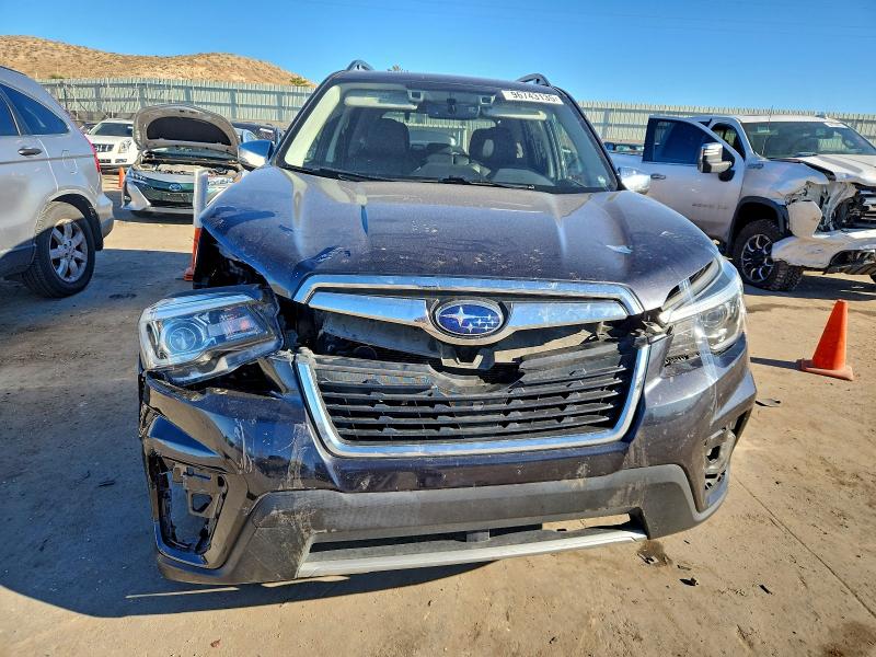 Photo 5 from auction – 2019 SUBARU FORESTER T with VIN JF2SKAWC8KH517885