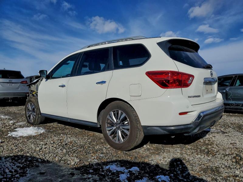 Photo 2 from auction – 2017 NISSAN PATHFINDER with VIN 5N1DR2MM2HC682921