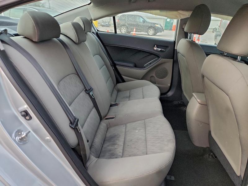 Photo 10 from auction – 2016 KIA FORTE LX with VIN KNAFK4A65G5466869