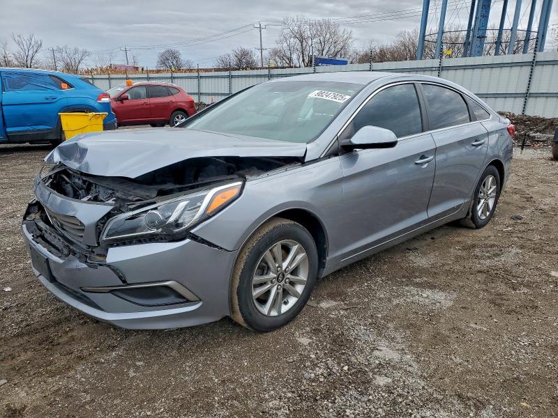 HYUNDAI SONATA SE 2017 with VIN 5NPE24AF5HH516928 - Photo from auction