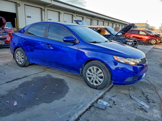 Photo 4 from auction – 2013 KIA FORTE EX with VIN KNAFU4A29D5696594