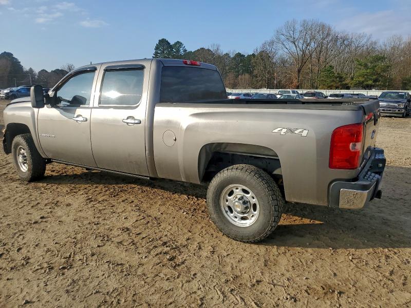 Photo 2 from auction – 2008 CHEVROLET SILVERADO with VIN 1GCHK23KX8F107281