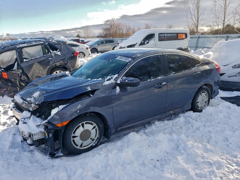 HONDA CIVIC LX 2019 with VIN 2HGFC2F55KH005596 - Photo from auction