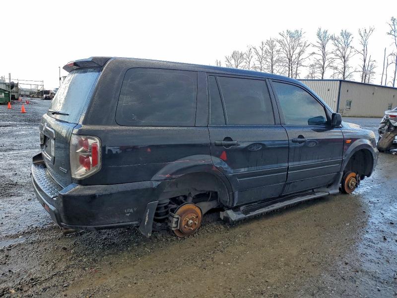 Photo 3 from auction – 2006 HONDA PILOT LX with VIN 2HKYF18116H555930