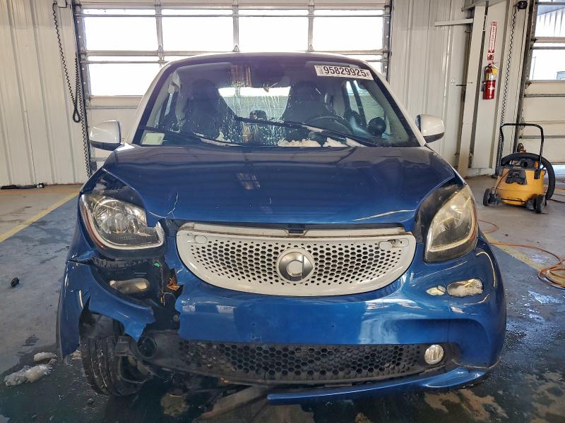 Photo 5 from auction – 2016 SMART FORTWO with VIN WMEFJ5DA1GK057458