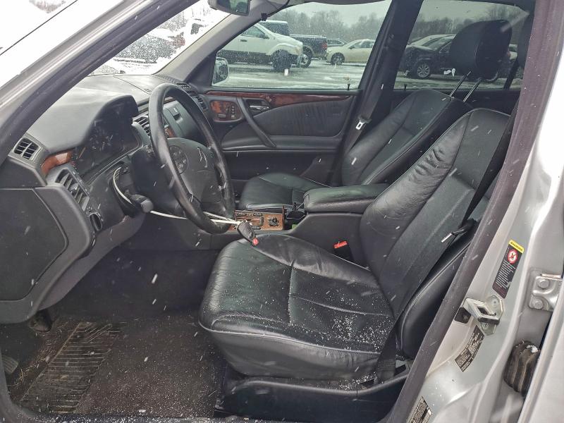 Photo 7 from auction – 2002 MERCEDES-BENZ E 320 with VIN WDBJF65J32B453882