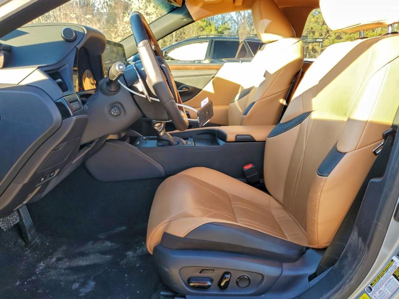 Photo 7 from auction – 2023 LEXUS ES 300H BA with VIN 58AFA1C19PU036441