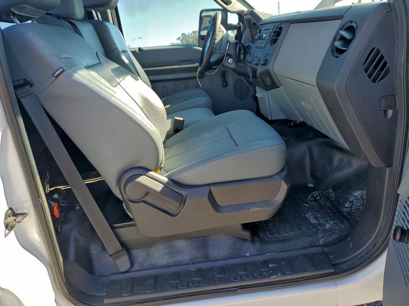 Photo 7 from auction – 2016 FORD F250 SUPER with VIN 1FTBF2A60GEA84808