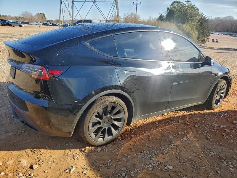 Photo 3 from auction – 2021 TESLA MODEL Y with VIN 5YJYGDEE7MF065025