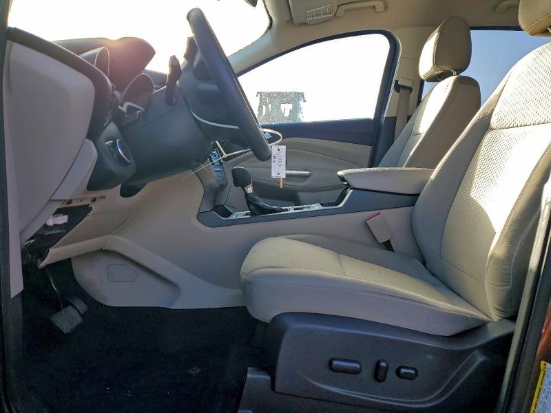 صورة رقم 7 من المزاد - 2017 FORD ESCAPE مع VIN 1FMCU0GD1HUA19652