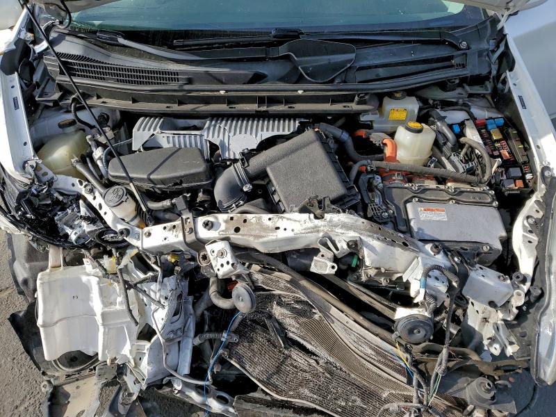 Photo 11 from auction – 2011 TOYOTA PRIUS with VIN JTDKN3DU4B0276029