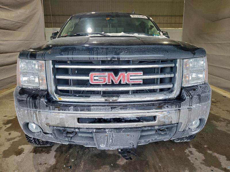 Photo 5 from auction – 2012 GMC SIERRA K15 with VIN 1GTR2VE73CZ152181