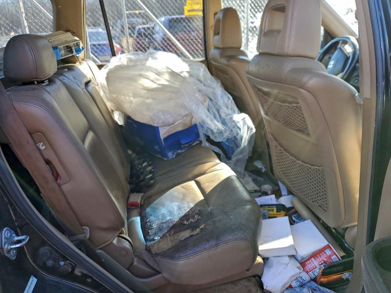 Photo 11 from auction – 2005 HONDA PILOT EXL with VIN 2HKYF18705H558708