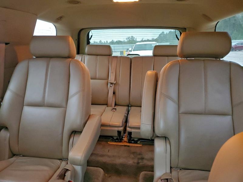 Photo 10 from auction – 2010 CHEVROLET TAHOE C150 with VIN 1GNUCBE0XAR171744