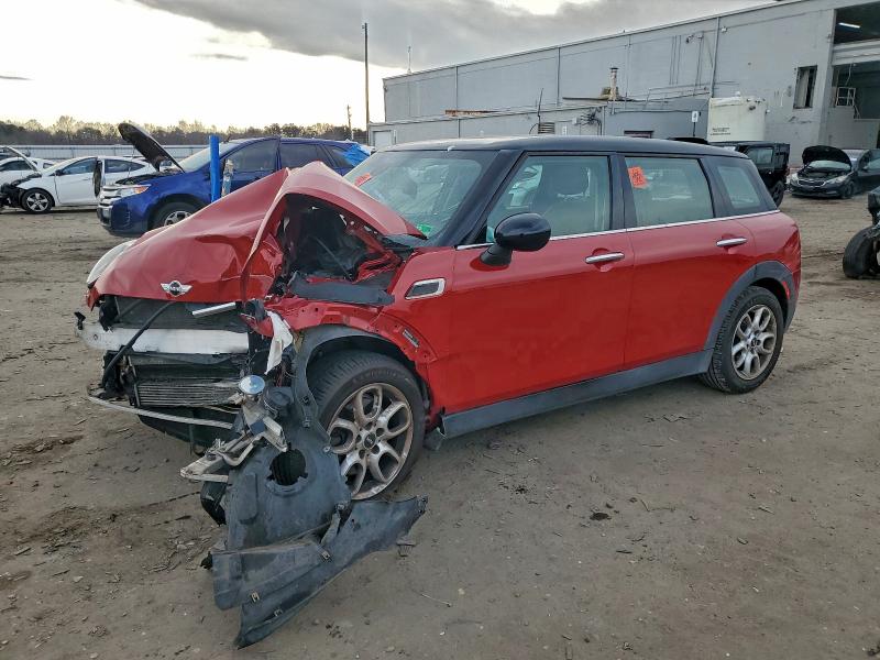 MINI COOPER CLU 2016 with VIN WMWLN5C50G2E06622 - Photo from auction