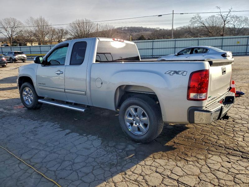 Photo 2 from auction – 2011 GMC SIERRA K15 with VIN 1GTR2VE35BZ207726