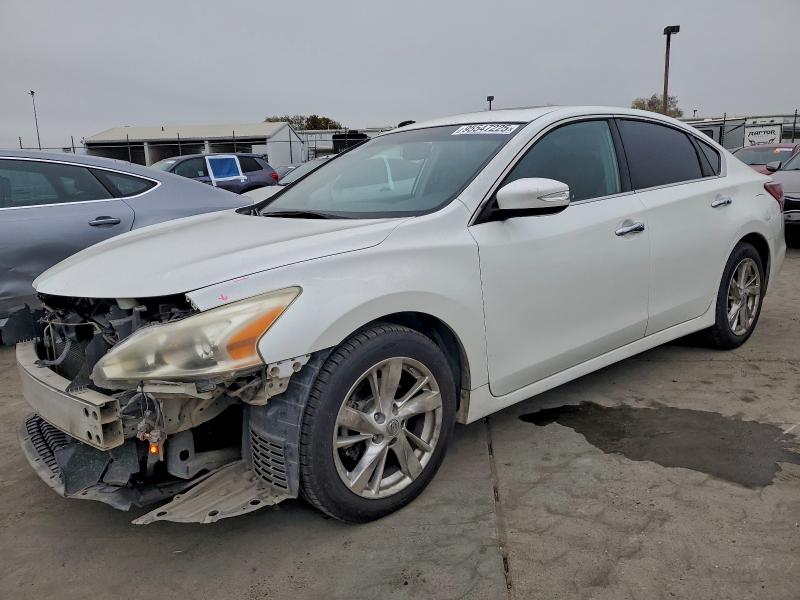 NISSAN ALTIMA 2.5 2013 with VIN 1N4AL3AP5DN558630 - Photo from auction
