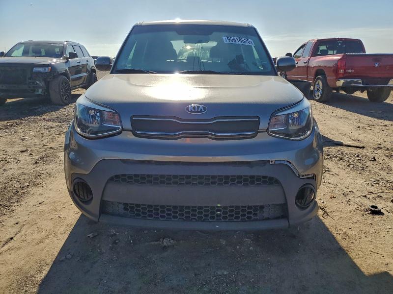 Photo 5 from auction – 2018 KIA SOUL with VIN KNDJN2A27J7565145