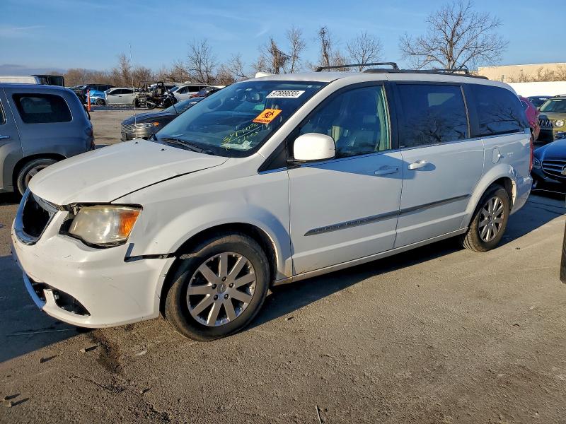 Photo 1 from auction – 2014 CHRYSLER TOWN & COU with VIN 2C4RC1BG0ER126595