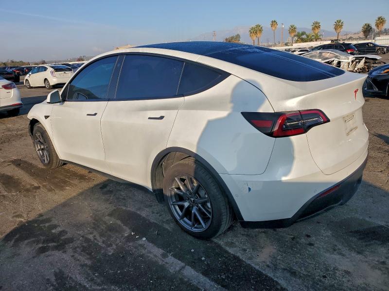 Photo 2 from auction – 2021 TESLA MODEL Y with VIN 5YJYGDEE0MF145461